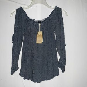 NWT Women's XS long sleeve off the shoulder top